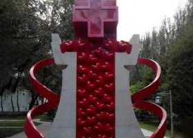 教堂玻璃鋼創(chuàng)意抽象很多愛心雕塑