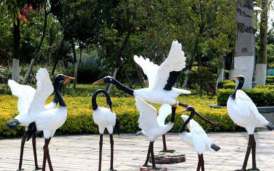 公園玻璃鋼仿真動物仙鶴雕塑