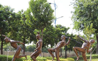 戶外公園景觀體育廣場玻璃鋼仿銅跑步運動人物雕塑擺件